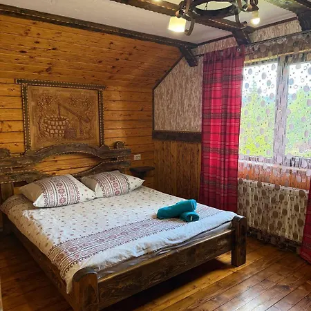 Holiday home берлога 2 Mykulychyn